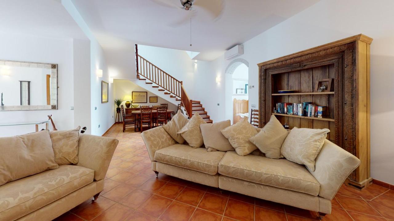 Luxury 5 Bed House Private Pool And Sea View Nerja